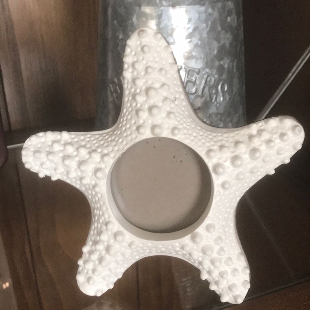 White Starfish picture frame 7 x 7